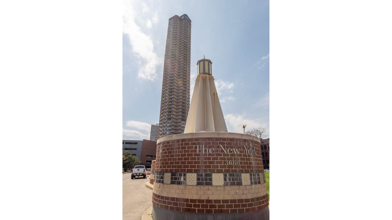 3660 Lake Shore Drive - Photo 1