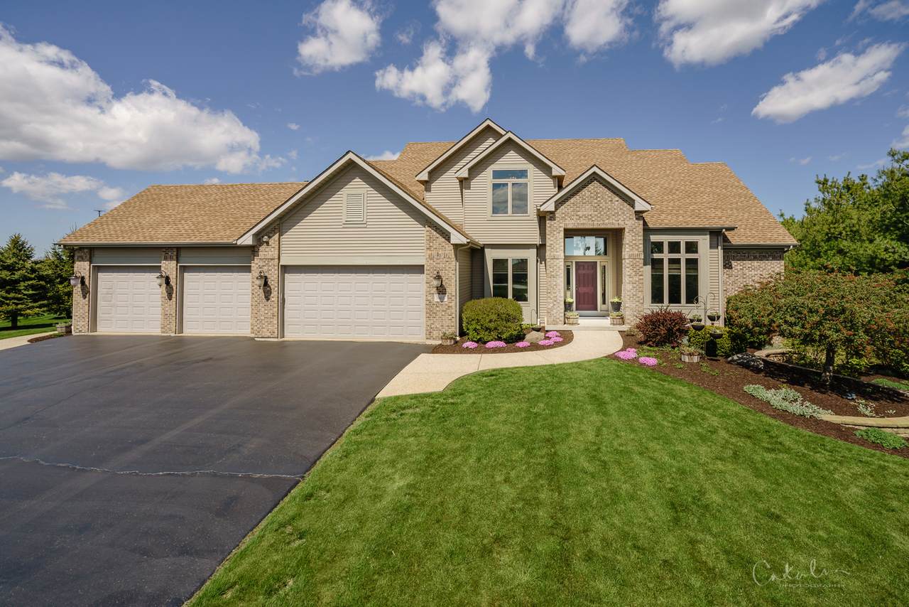 10416 Sequoia Court - Photo 1