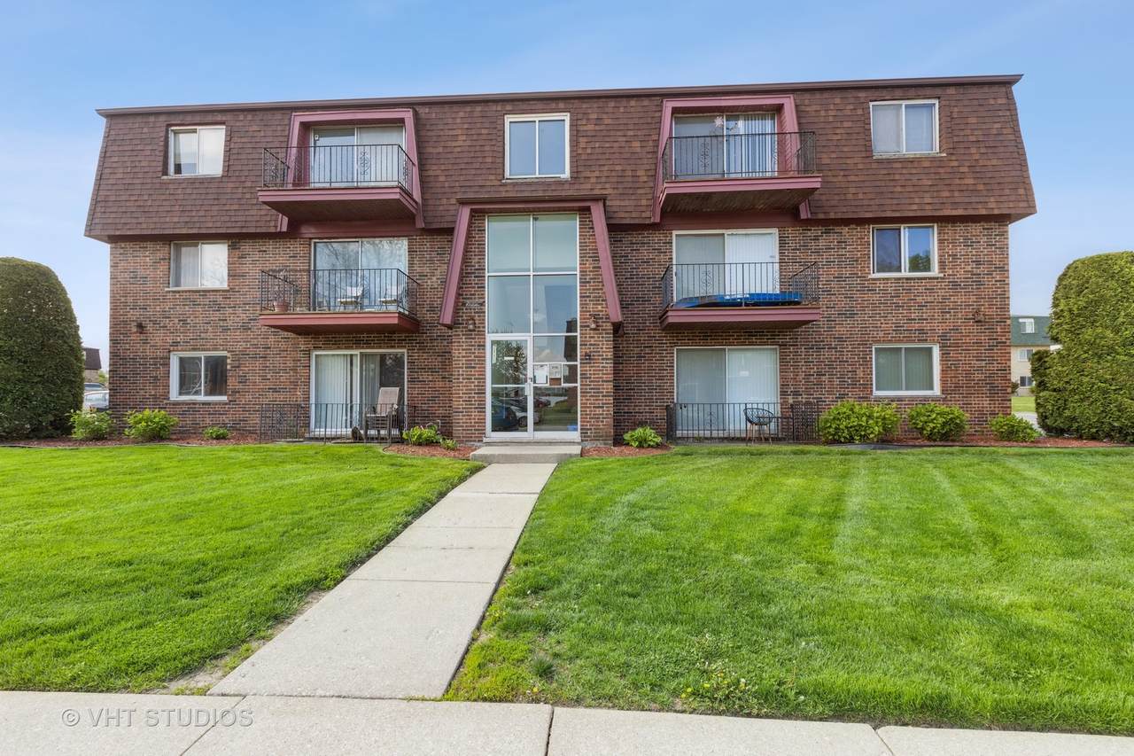 7111 166th Street - Photo 1