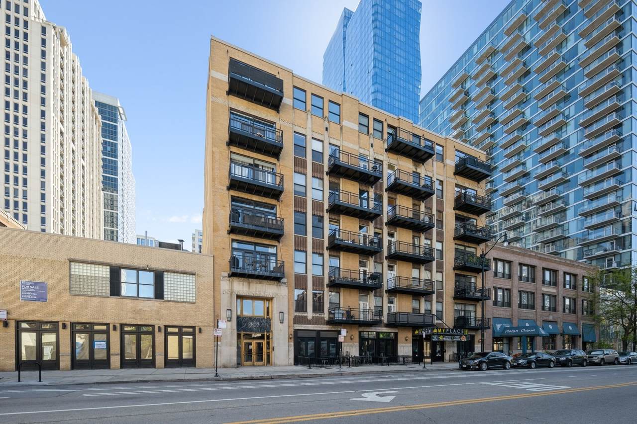 1307 Wabash Avenue - Photo 1