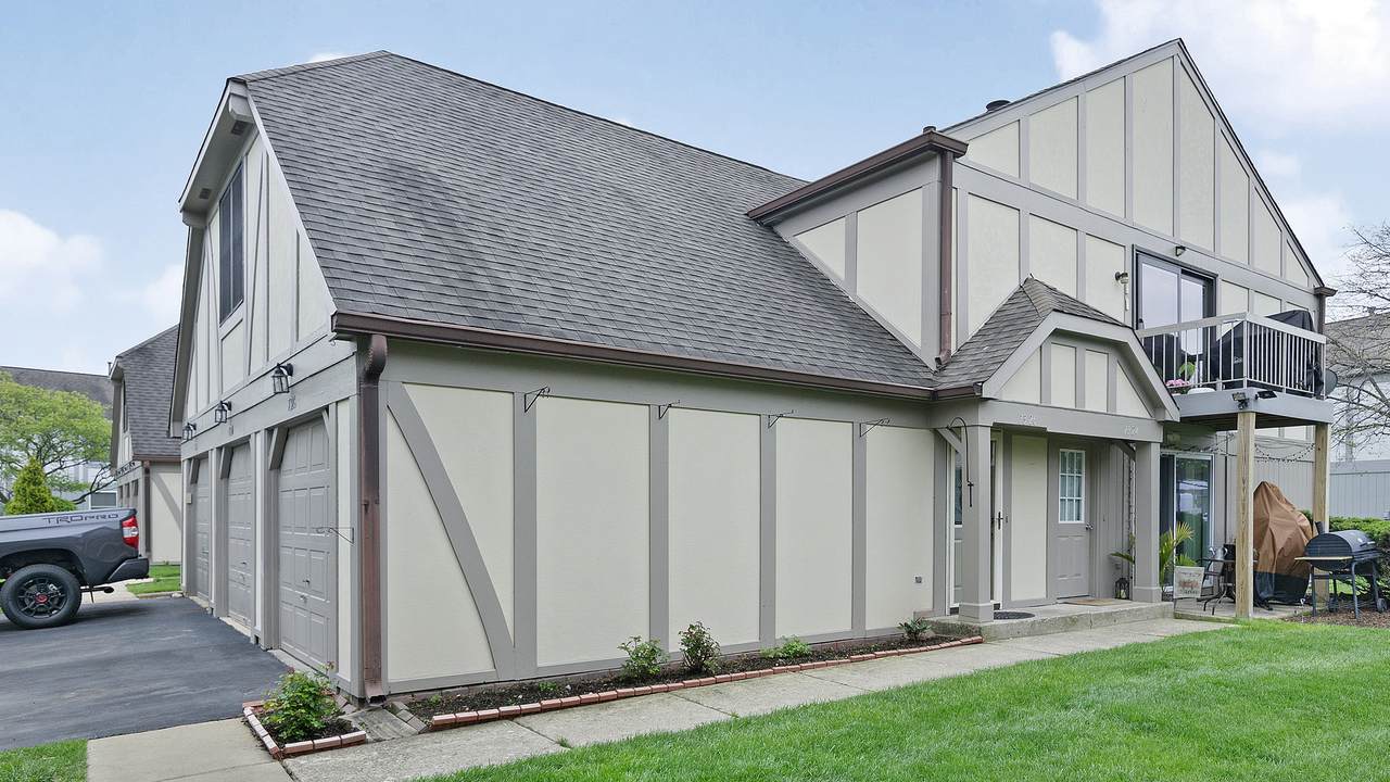 7326 Canterbury Place - Photo 1