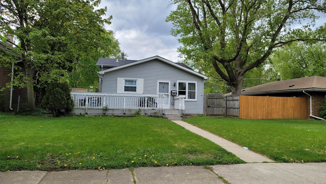 2618 Gideon Avenue - Photo 1
