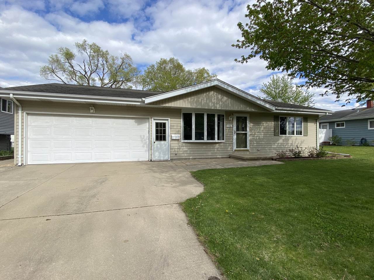 236 Reid Road - Photo 1