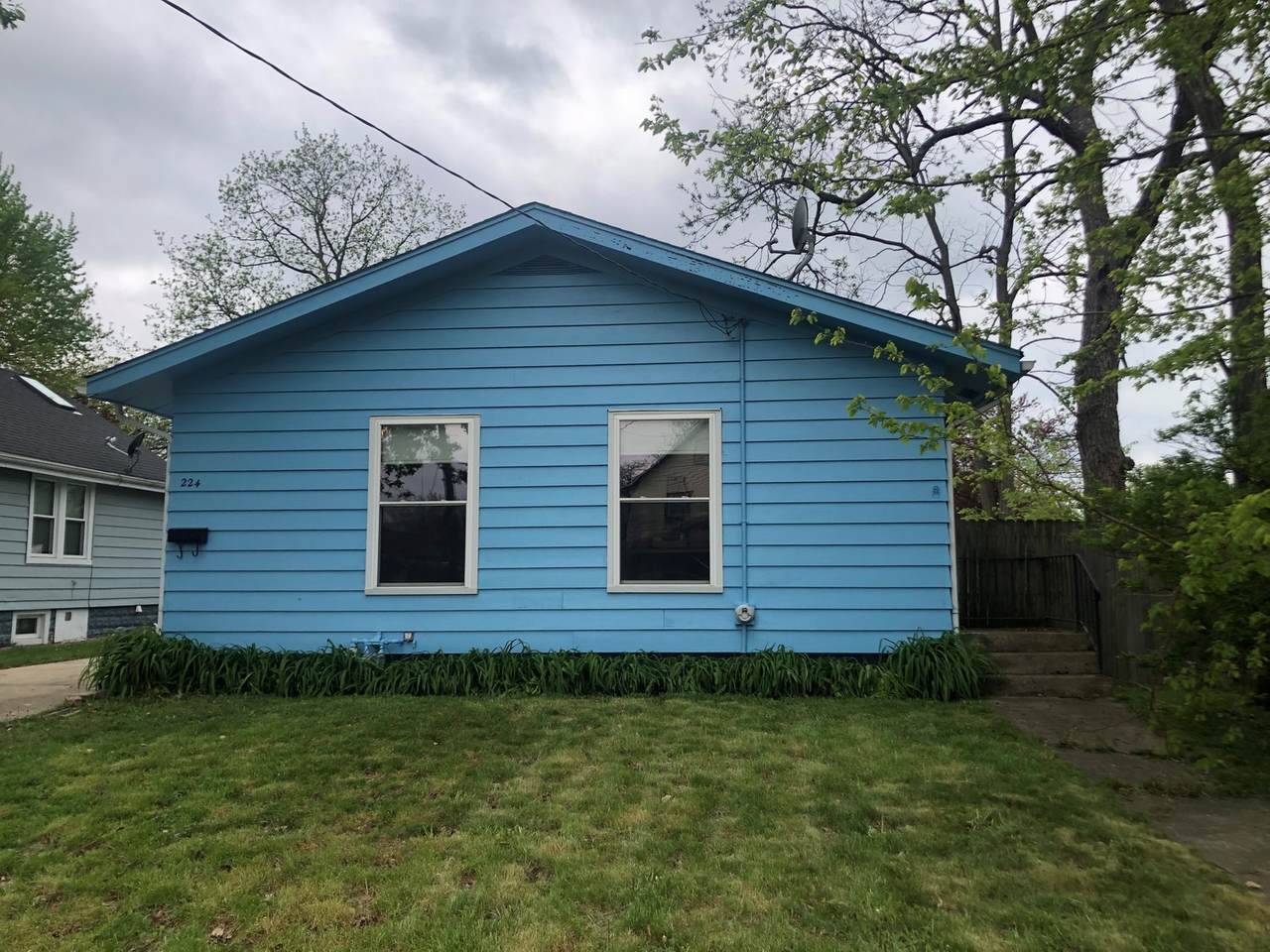 224 Sumner Avenue - Photo 1