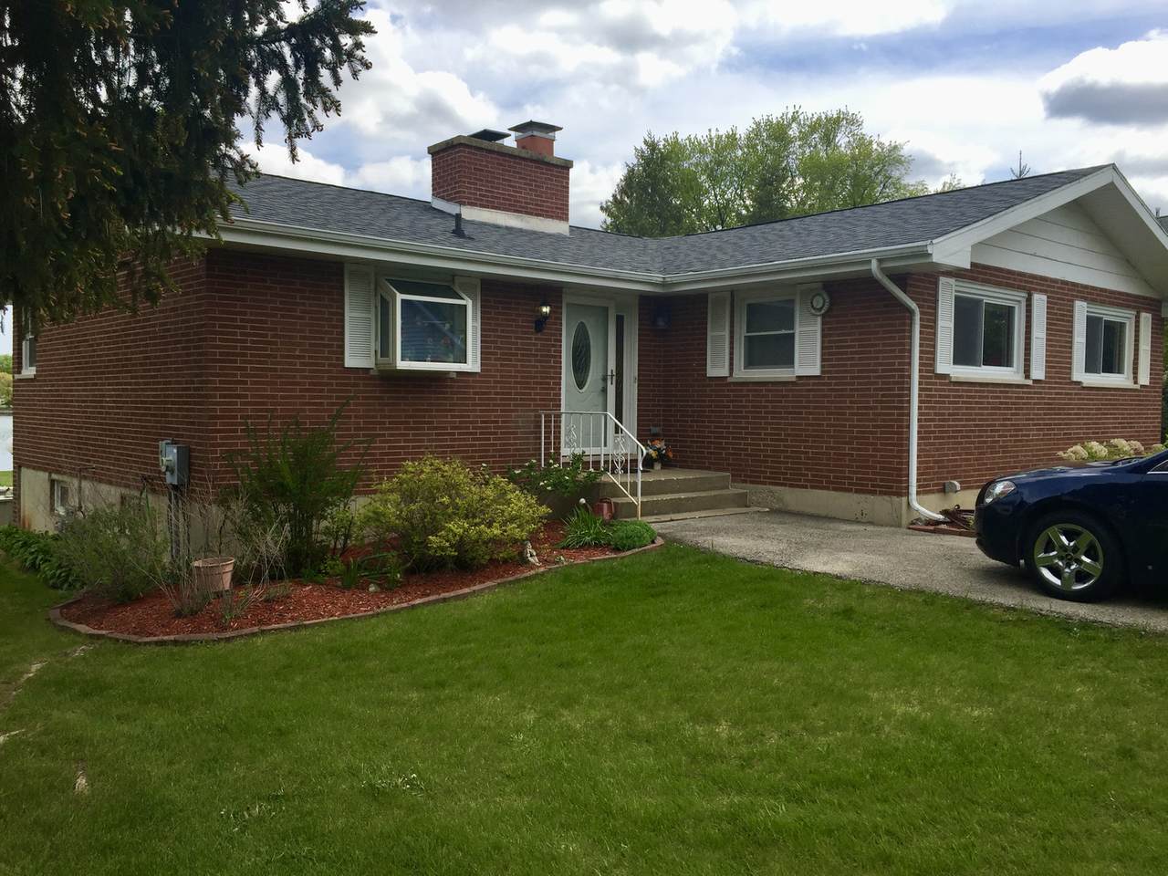 42589 Linden Lane - Photo 1