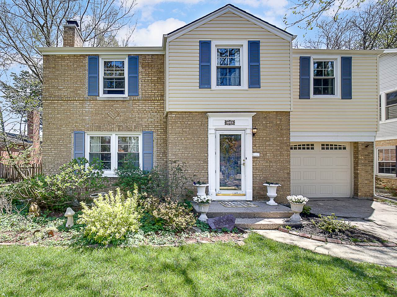 736 Laramie Avenue - Photo 1