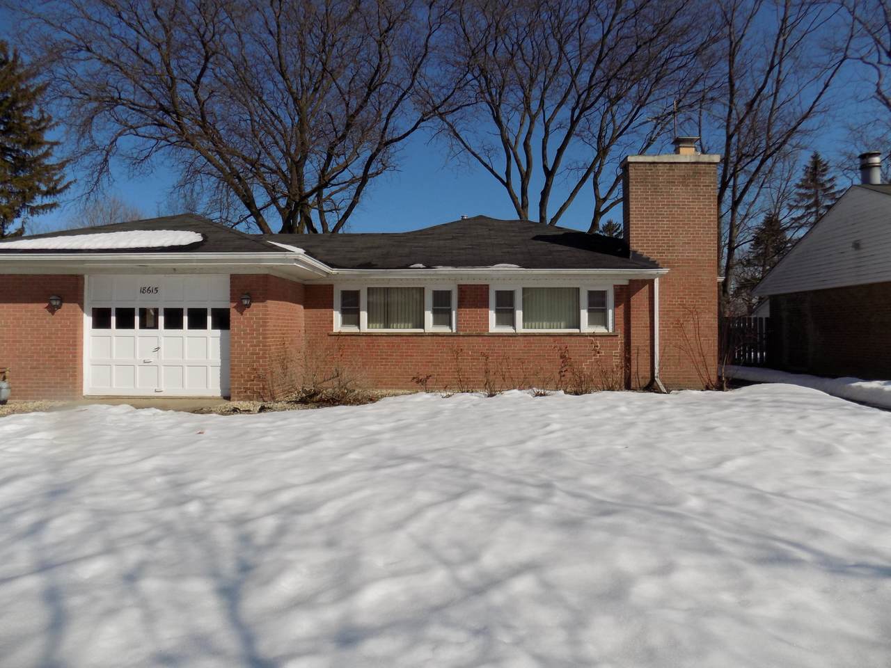 18615 Ashland Avenue - Photo 1