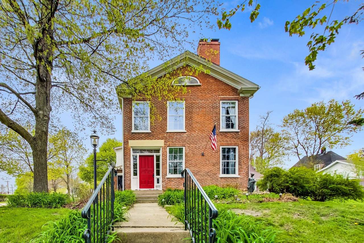304 Cedar Avenue - Photo 1
