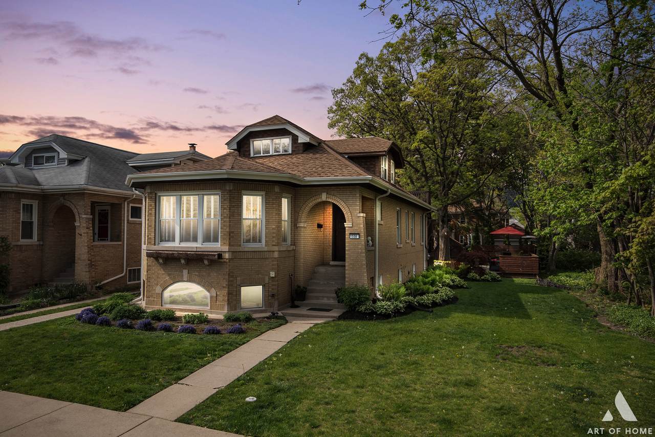 1558 Van Buren Avenue - Photo 1
