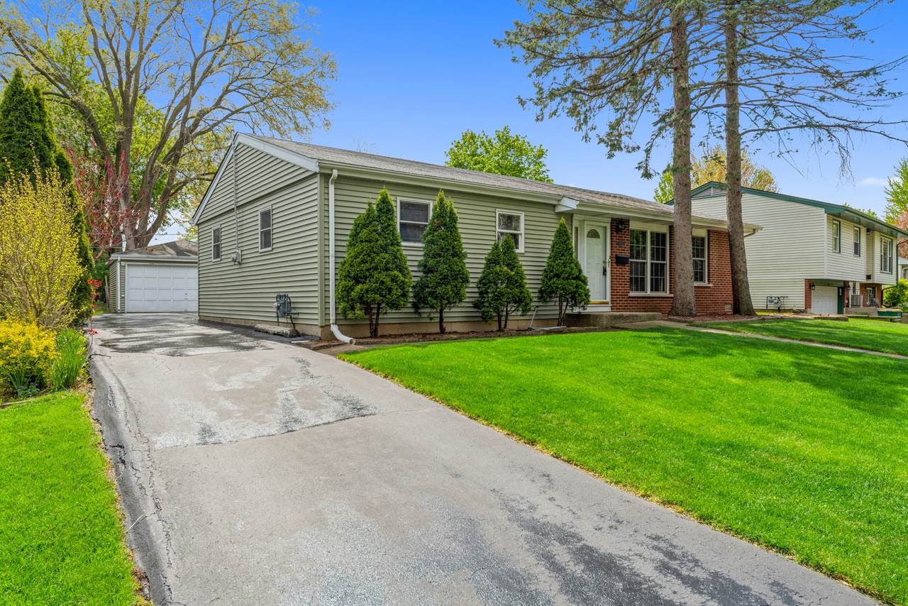 1133 Valley Stream Drive - Photo 1