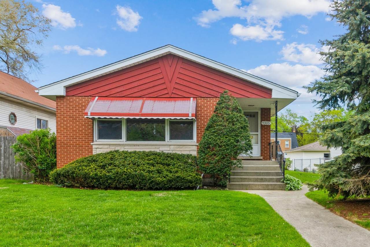 9305 52nd Avenue - Photo 1