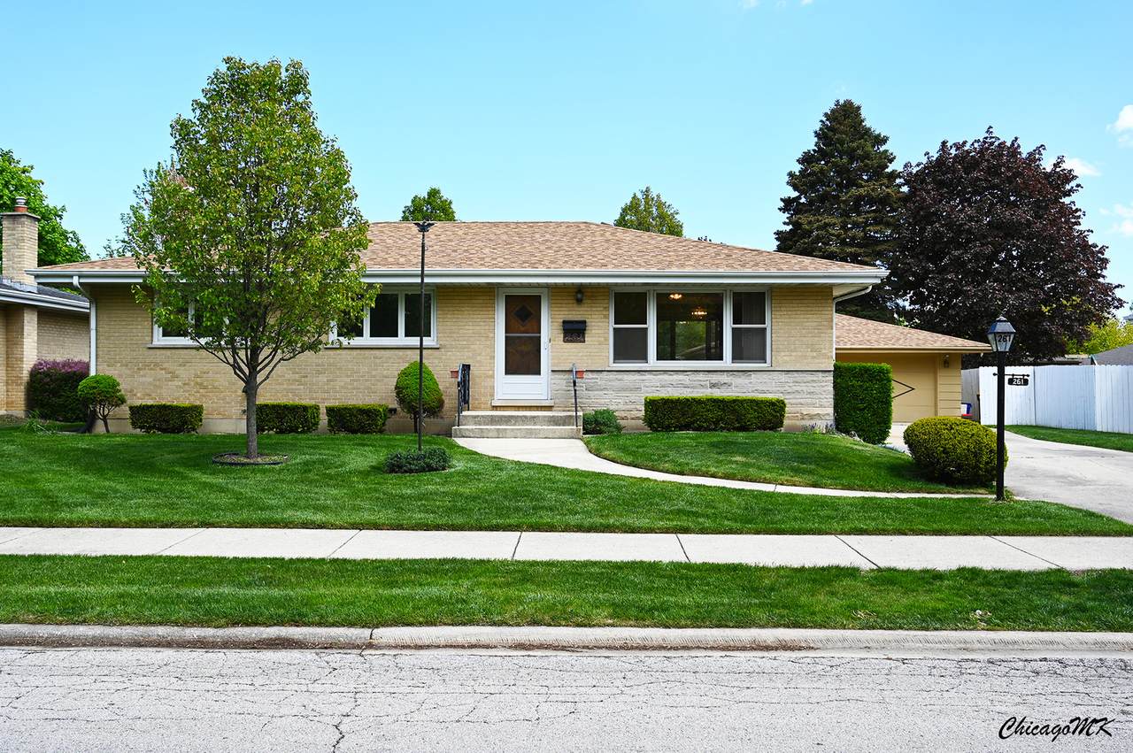 261 Lincoln Court - Photo 1