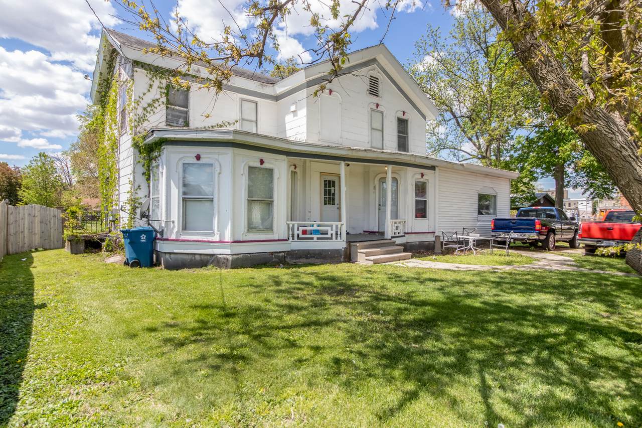 302 Ottawa Street - Photo 1