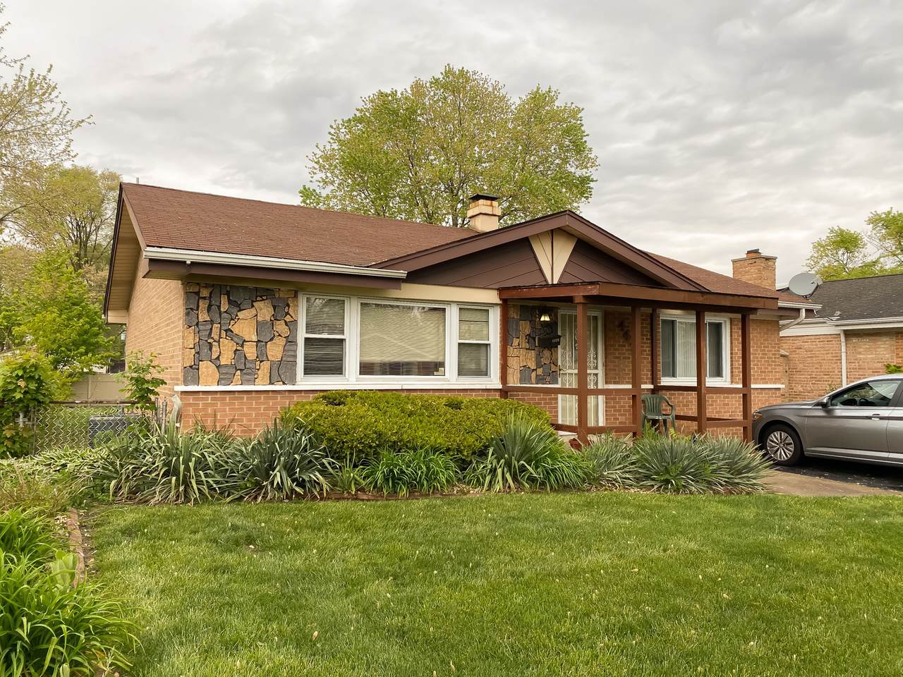 4428 125th Street - Photo 1