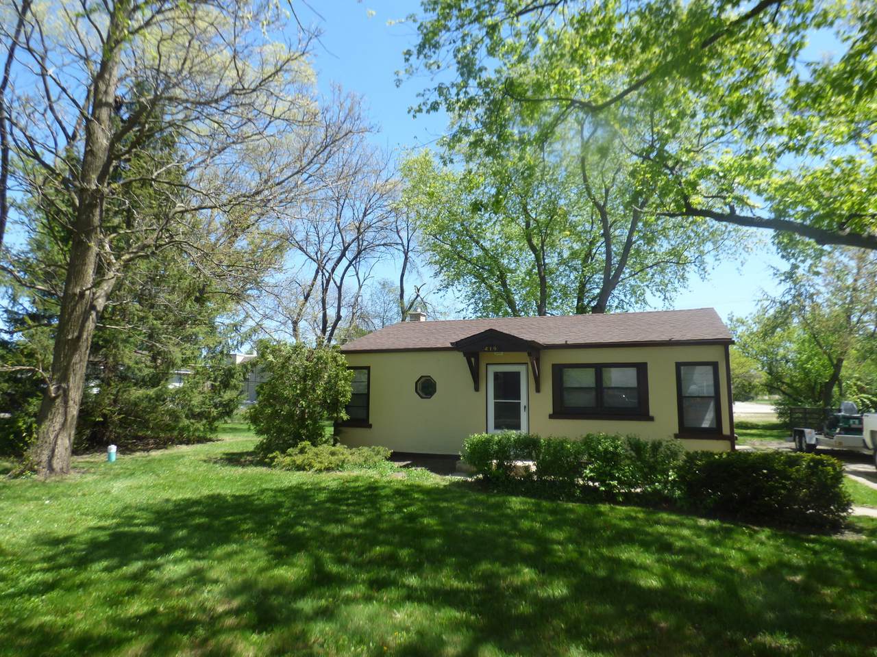 419 Barron Boulevard - Photo 1