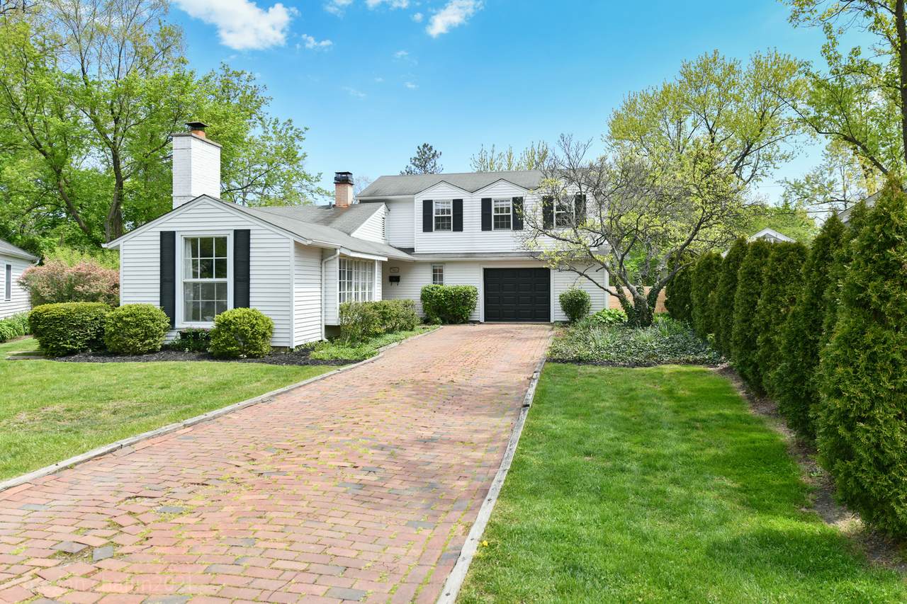 363 Thackeray Lane - Photo 1