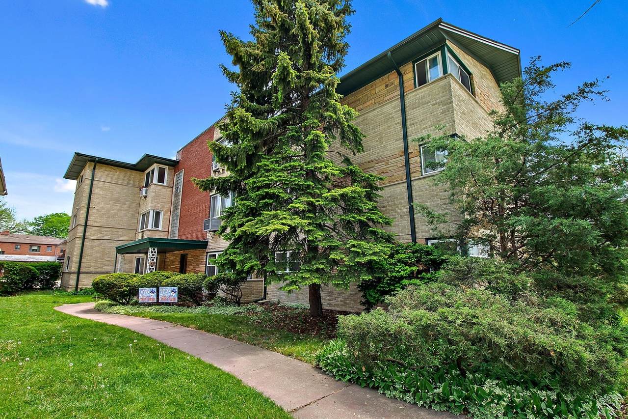 1539 Franklin Avenue - Photo 1