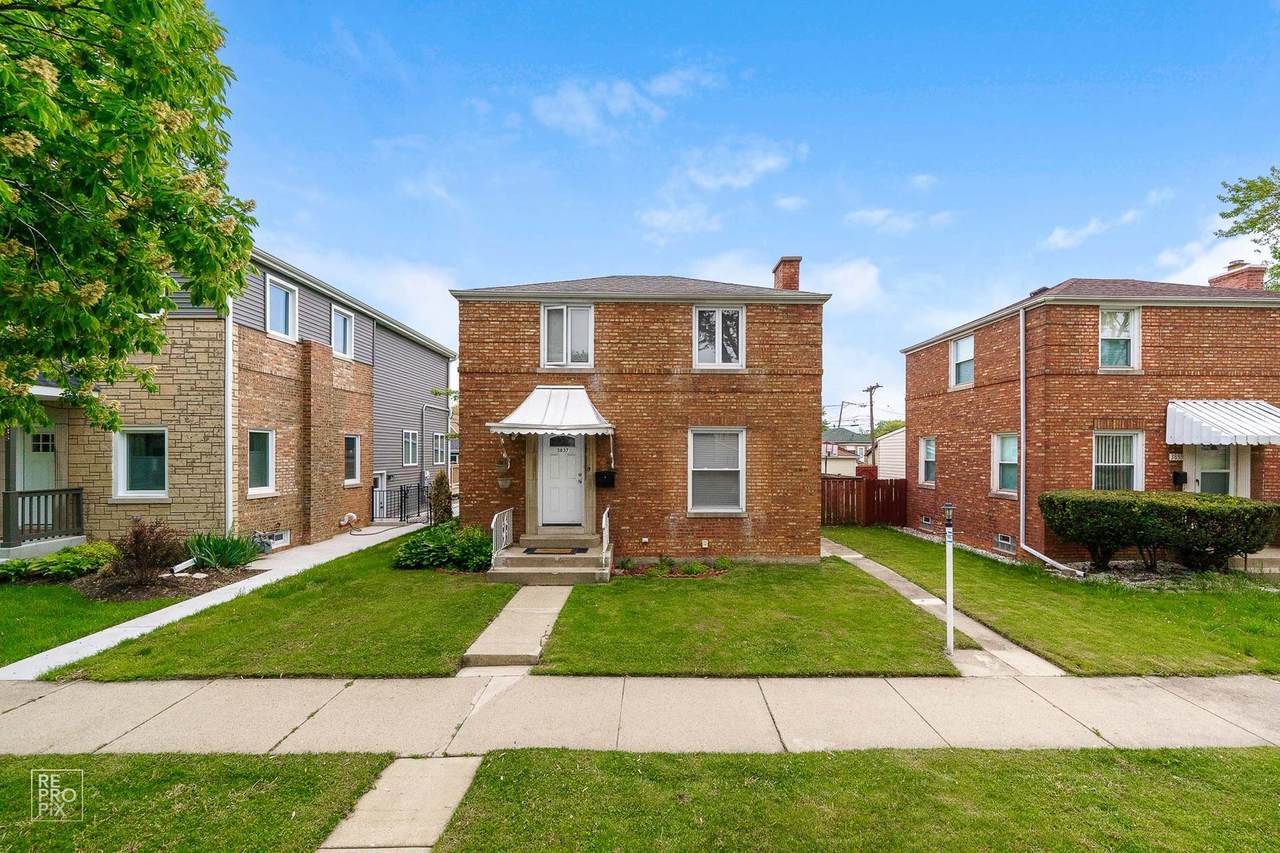 3837 Cuyler Avenue - Photo 1