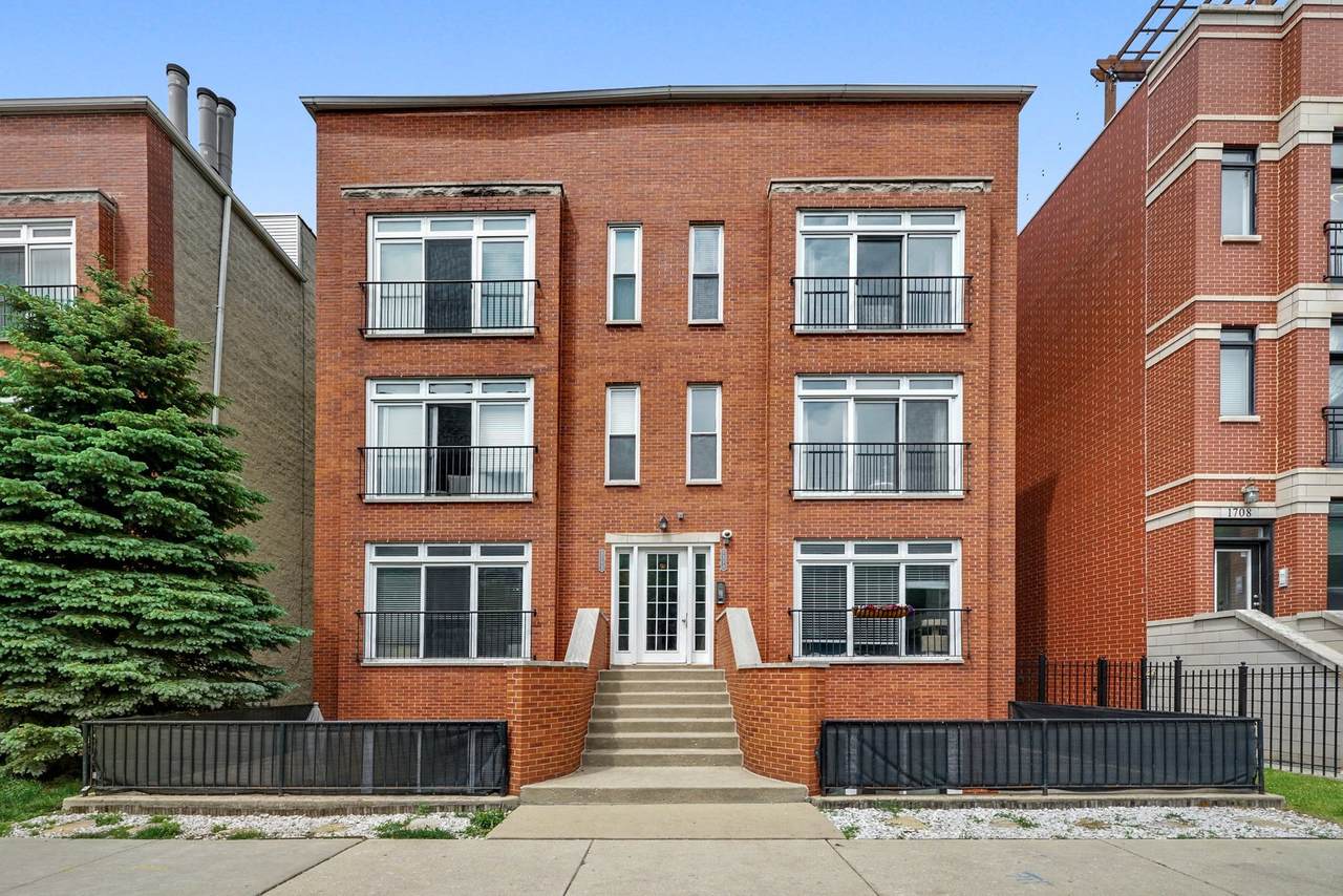 1710 Diversey Parkway - Photo 1