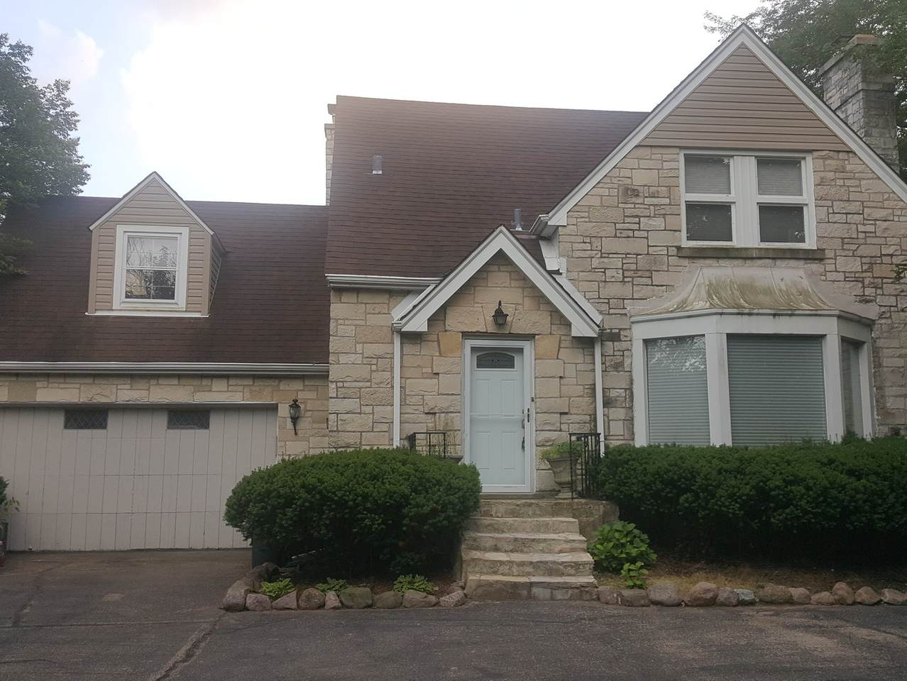 2603 Salceda Drive - Photo 1