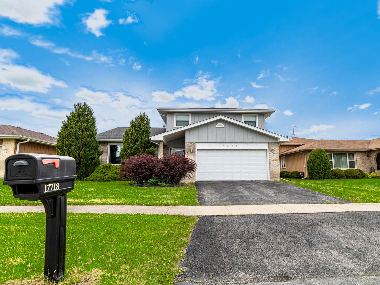 17718 Chestnut Avenue - Photo 1