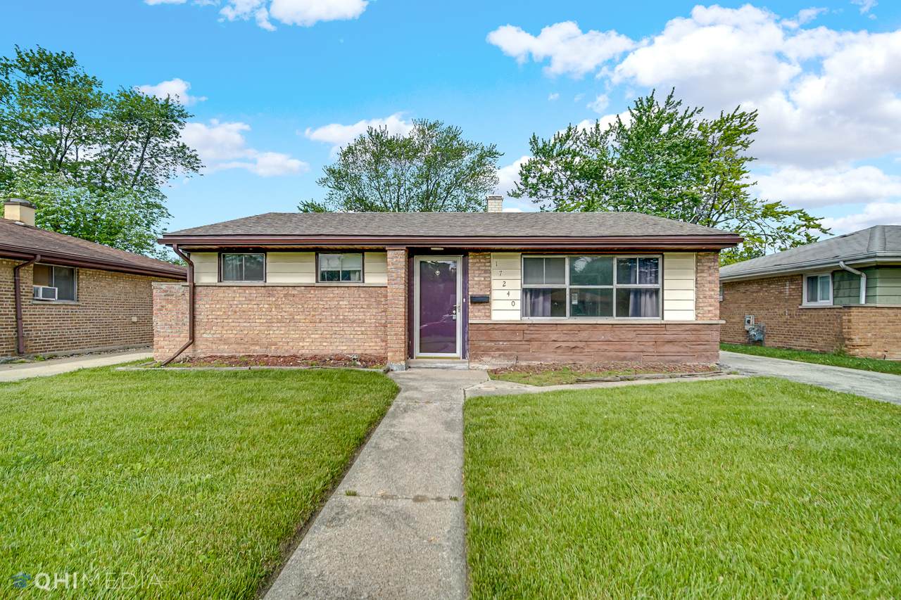 17240 Burnham Avenue - Photo 1