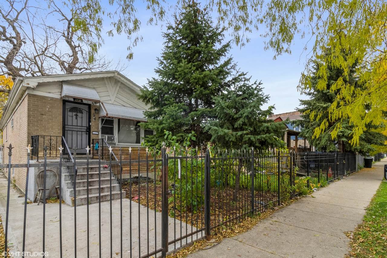 941 Harding Avenue - Photo 1
