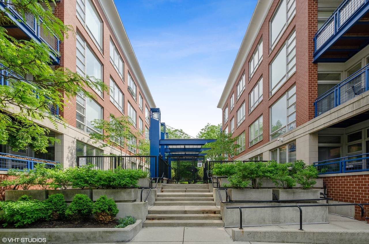 1141 Washington Boulevard - Photo 1
