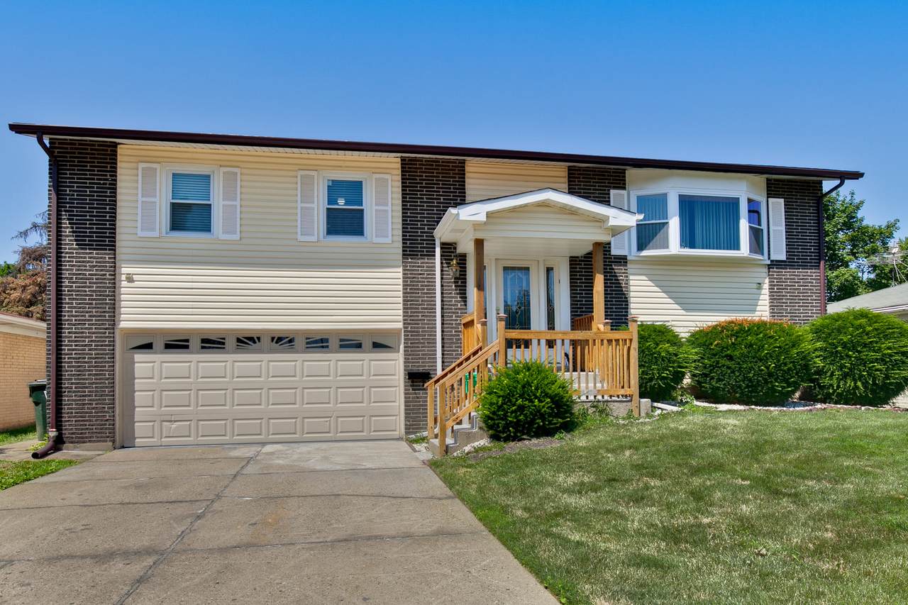 1408 Tamarack Drive - Photo 1