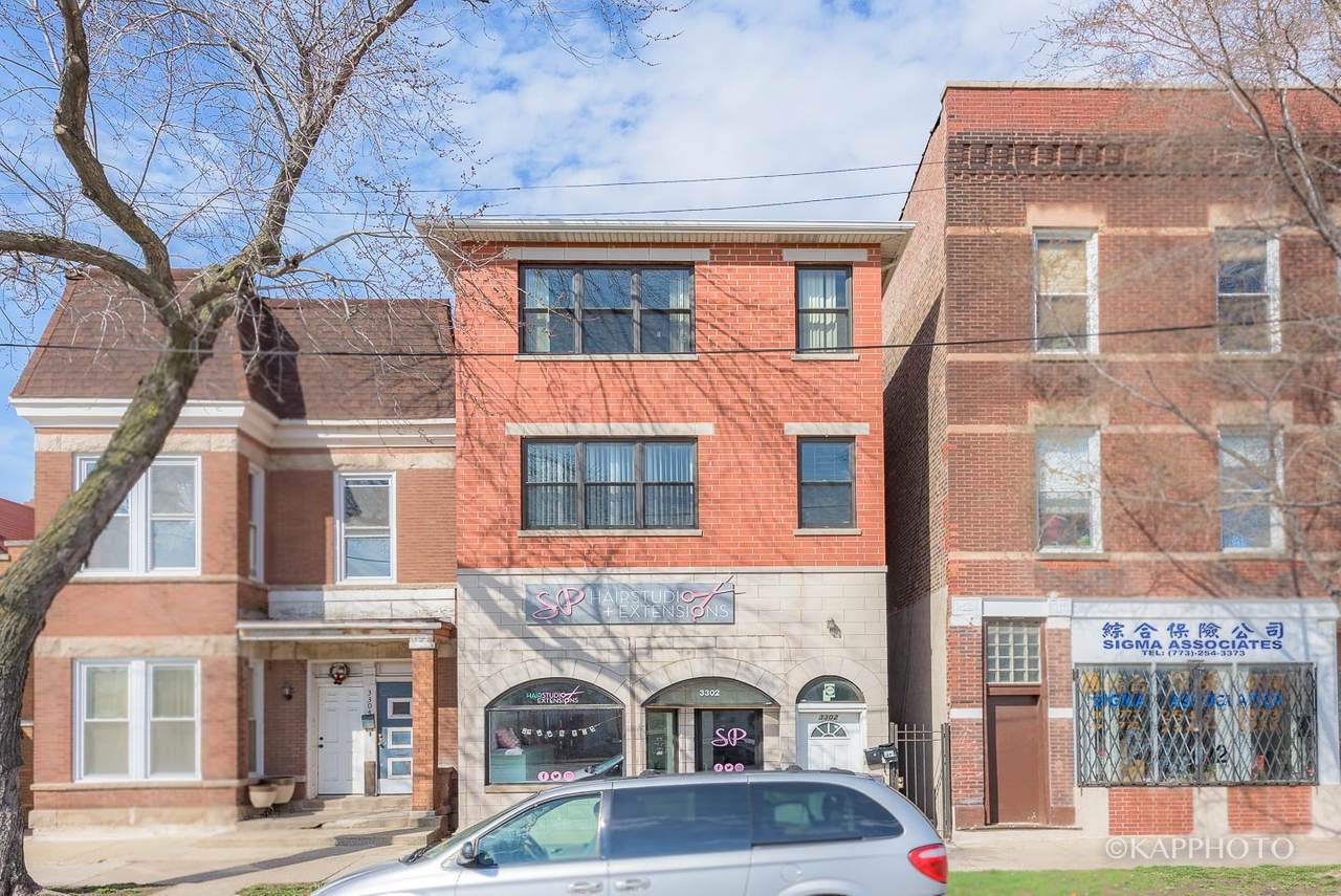 3302 Ashland Avenue - Photo 1
