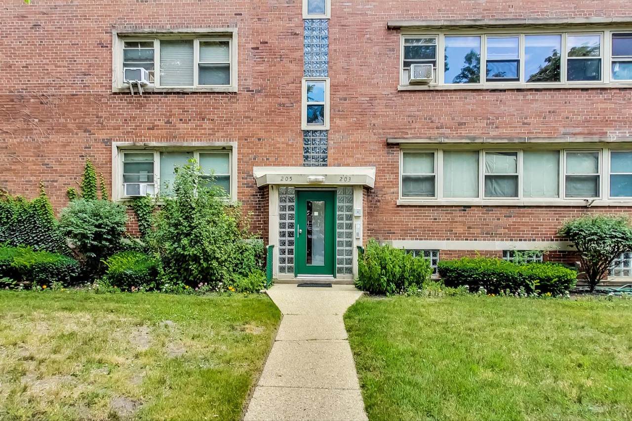 203 Custer Avenue - Photo 1