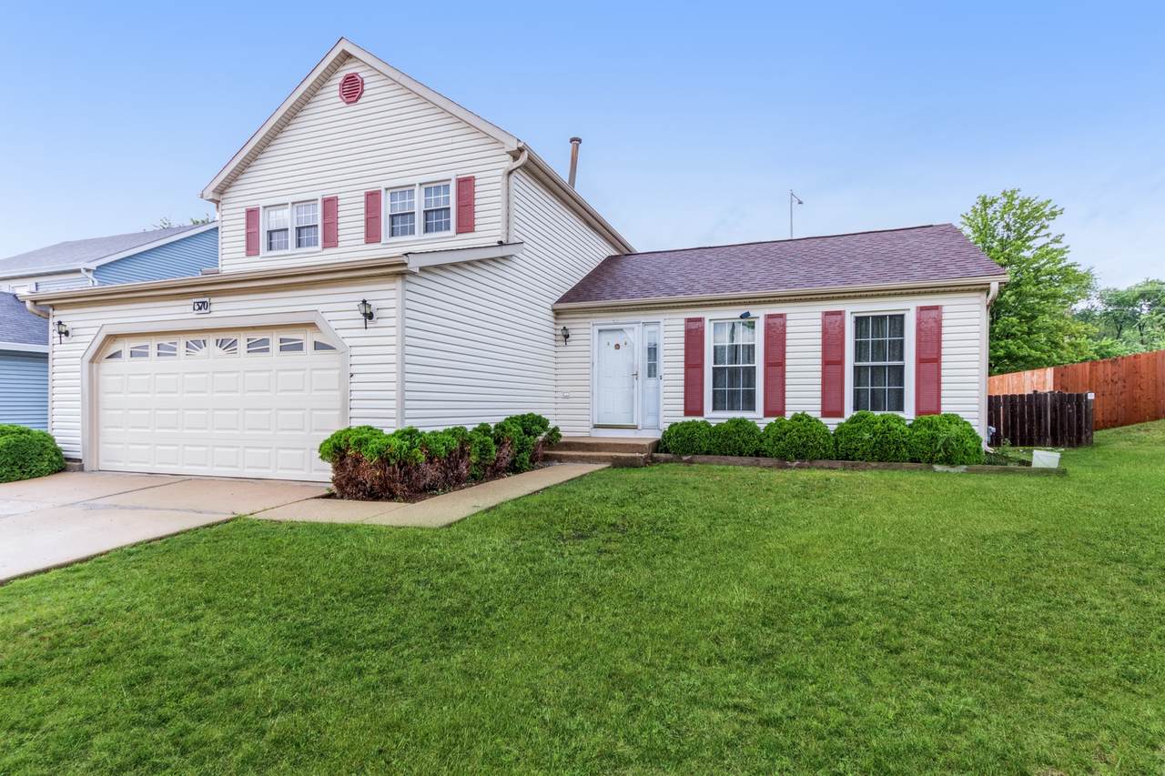 1370 Candlewood Lane - Photo 1