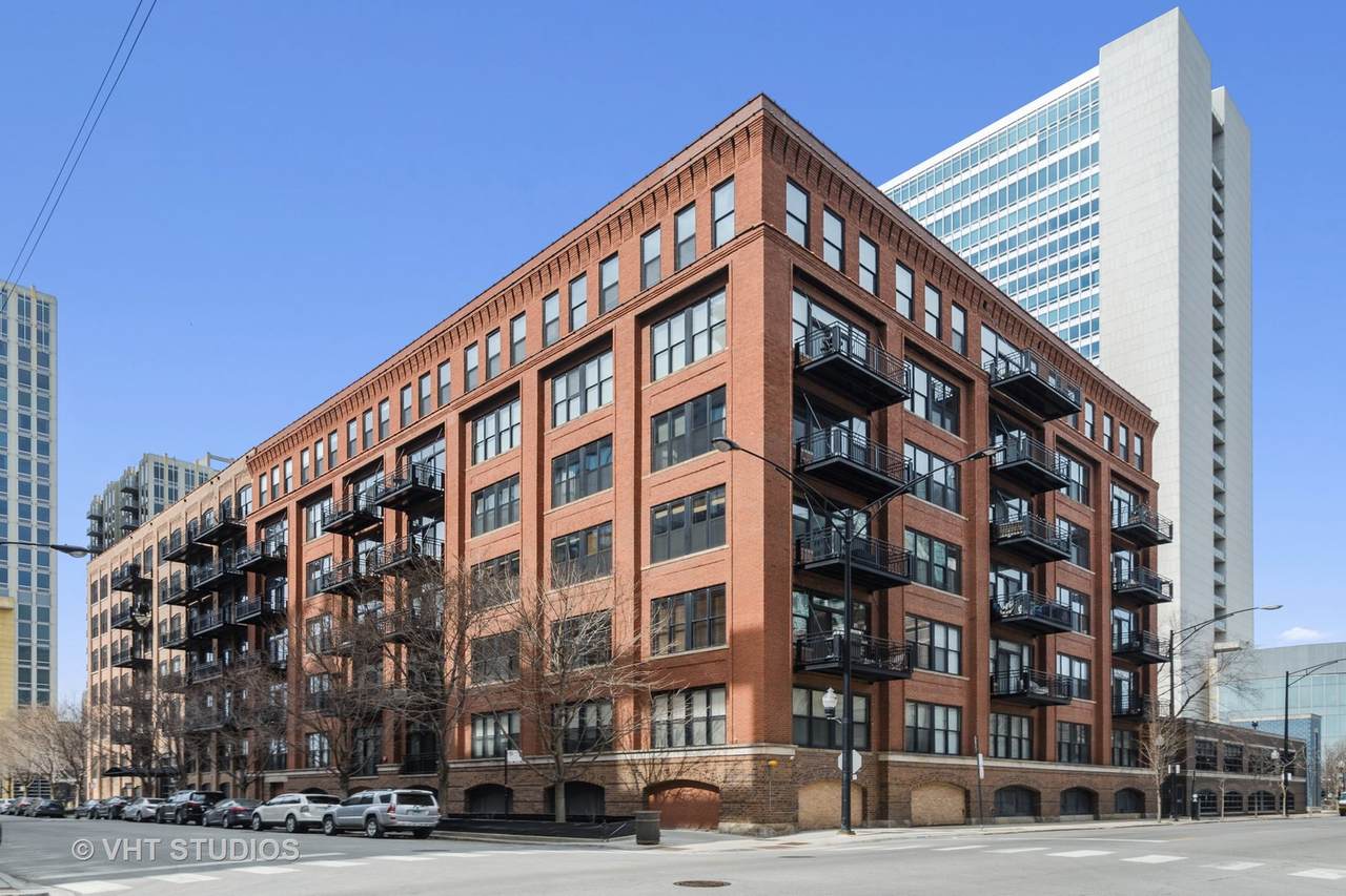 520 Huron Street - Photo 1