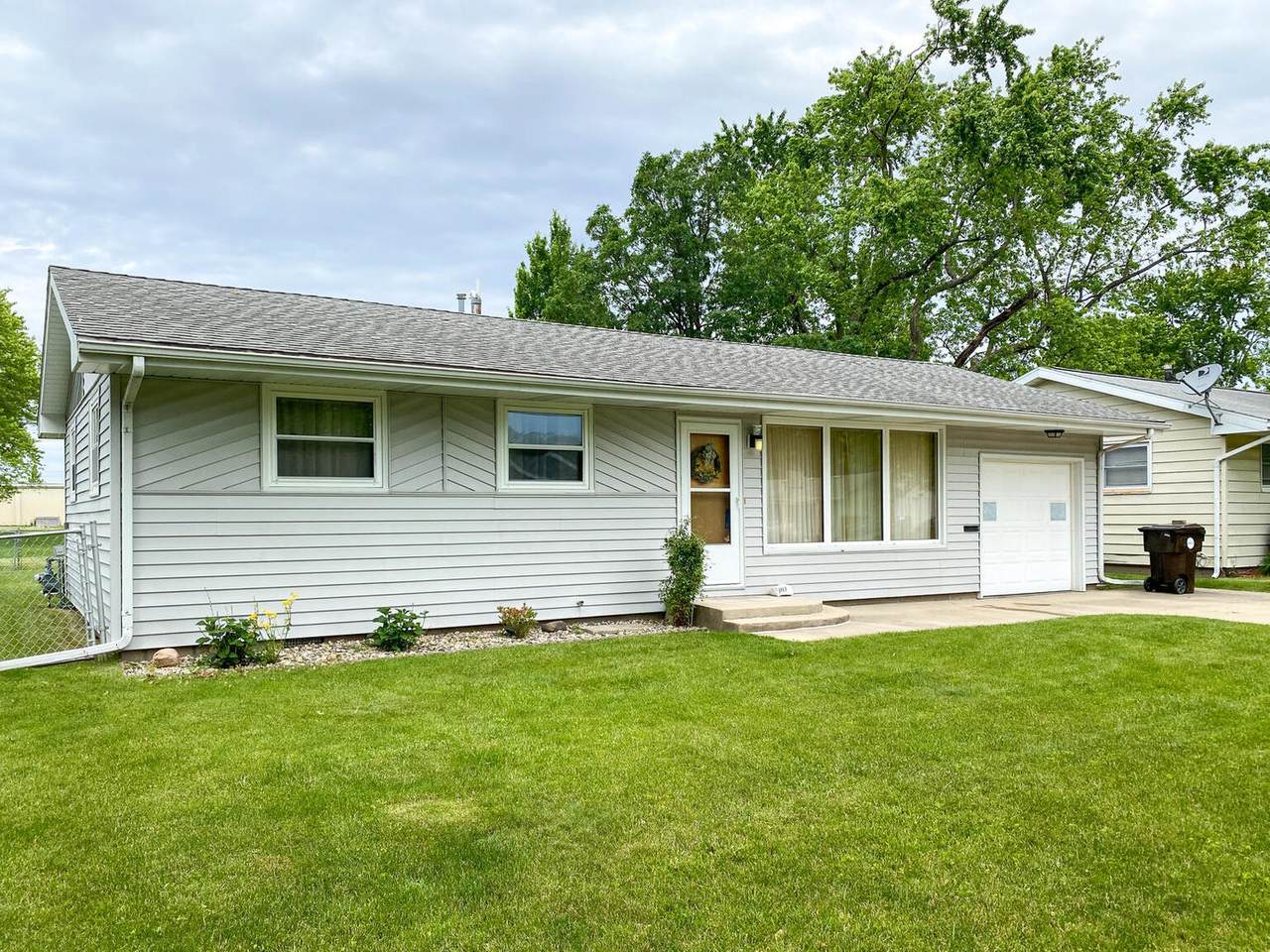 1313 Harper Drive - Photo 1