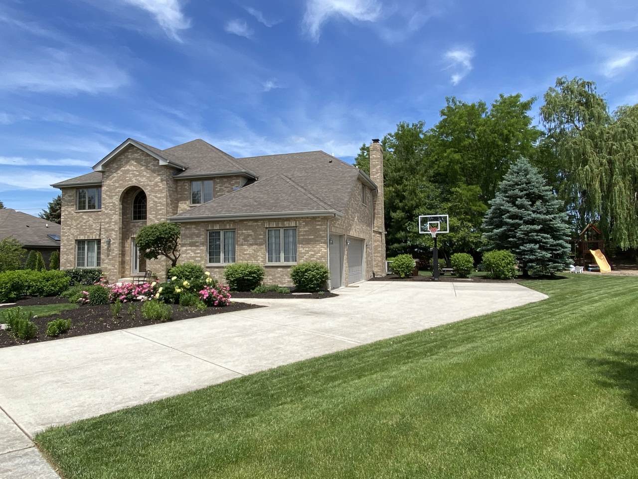 22344 Autumn Drive - Photo 1