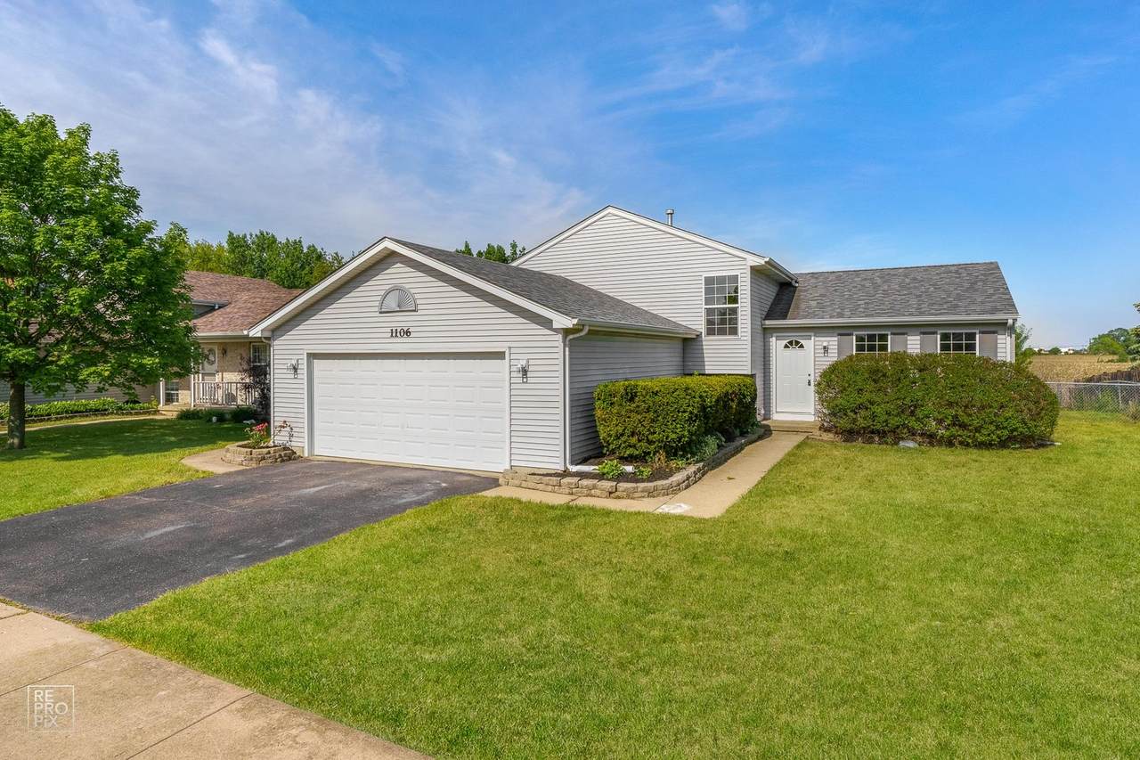 1106 Cardinal Drive - Photo 1