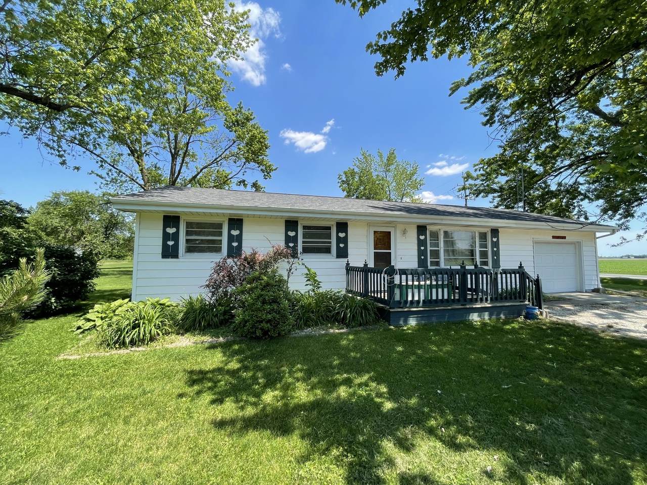 21014 1366 East Road - Photo 1