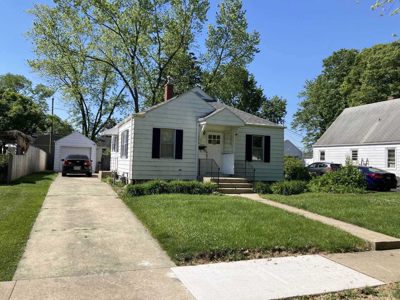 1312 Richmond Street - Photo 1