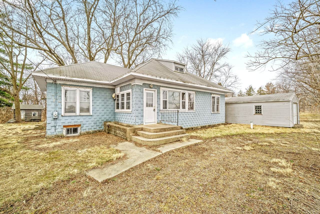 1353 Steward Road - Photo 1