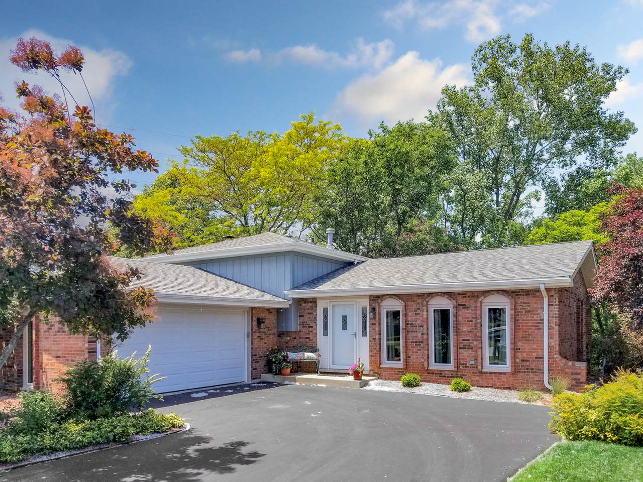 3437 Gilbert Court - Photo 1