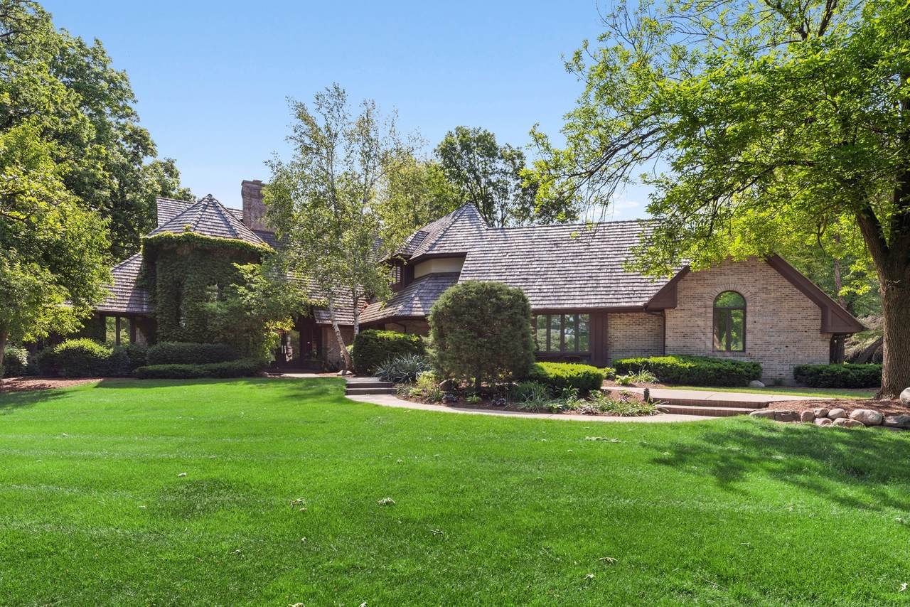 107 Wynstone Drive - Photo 1