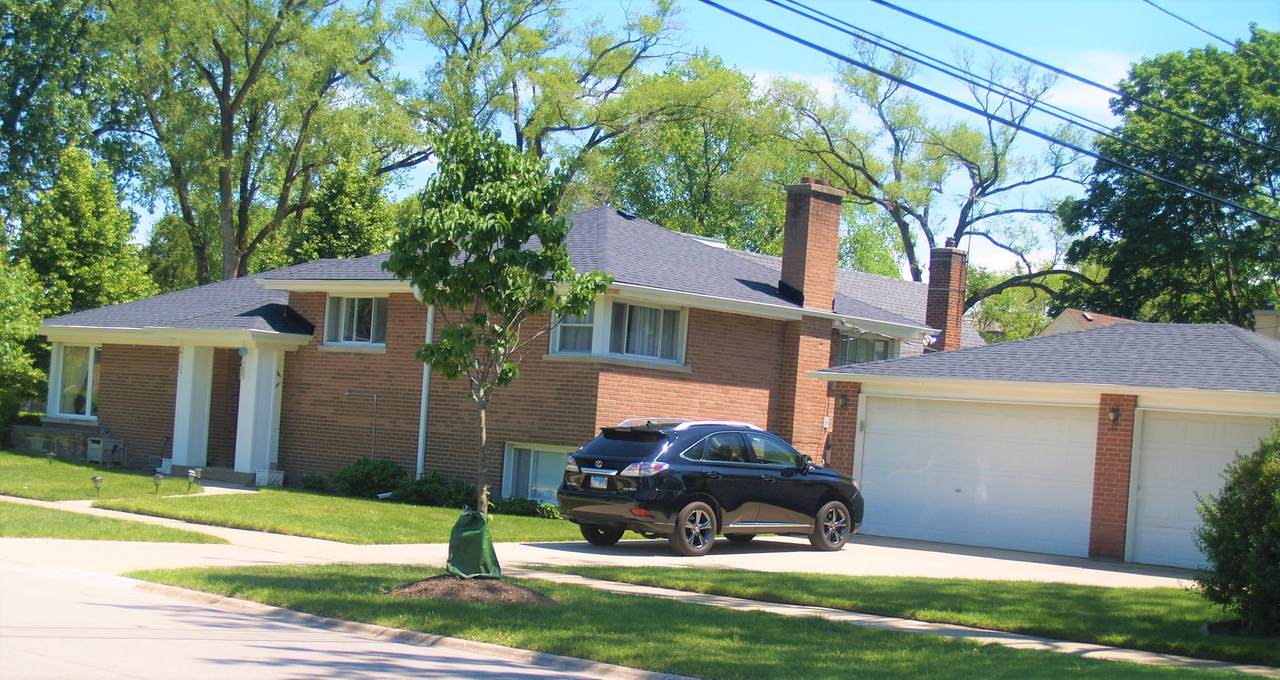 9258 Lincolnwood Drive - Photo 1