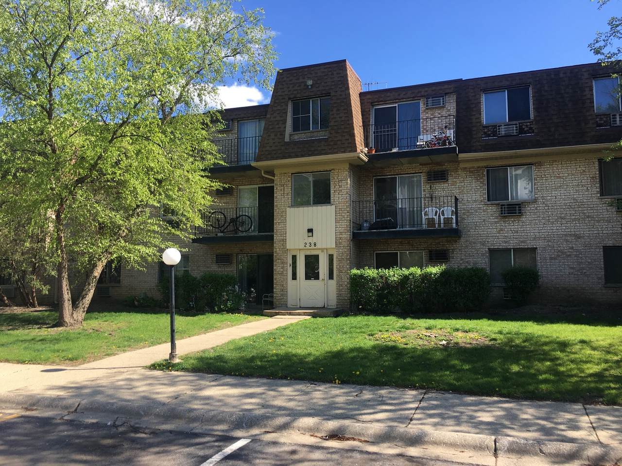 238 Shorewood Drive - Photo 1