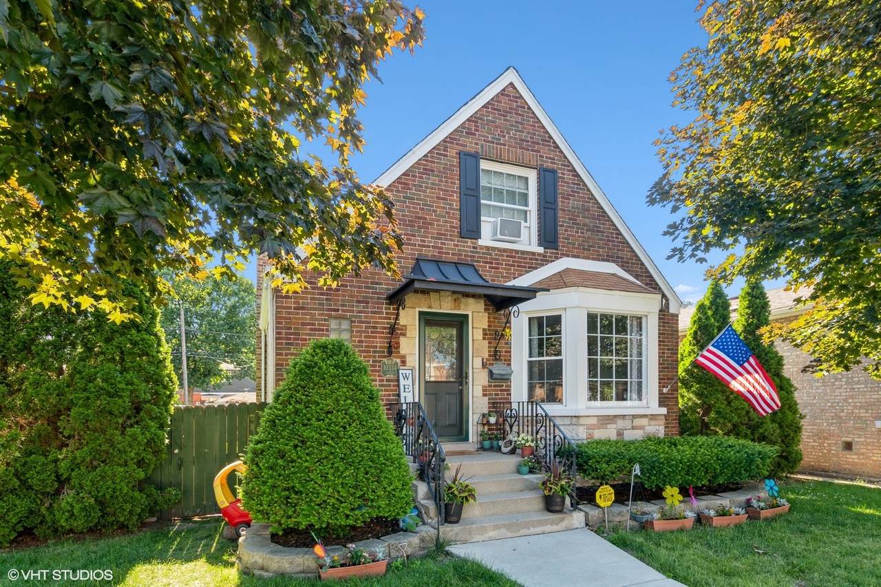 10334 Albany Avenue - Photo 1