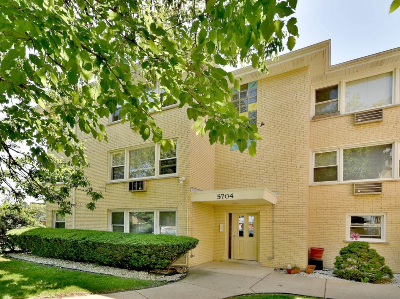 5704 Montrose Avenue - Photo 1