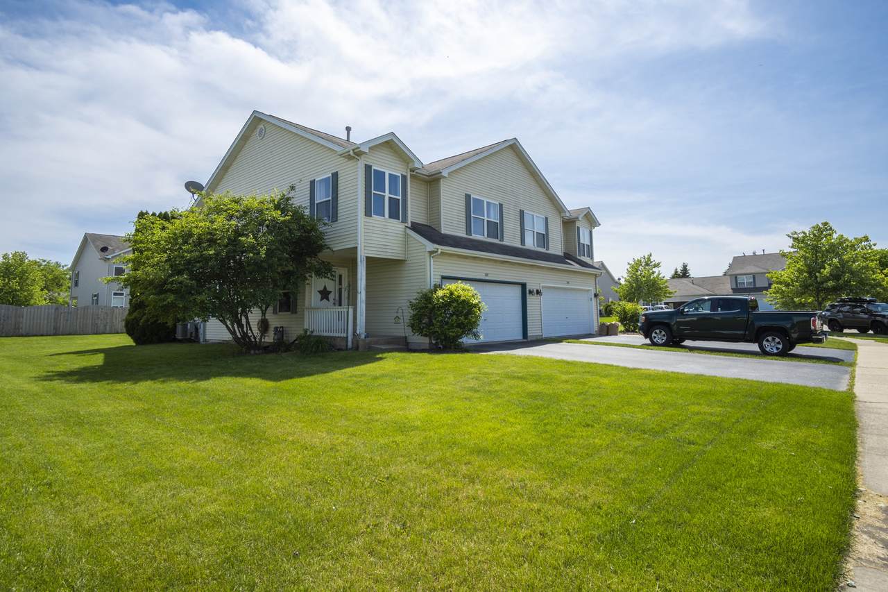 597 Chestnut Drive - Photo 1