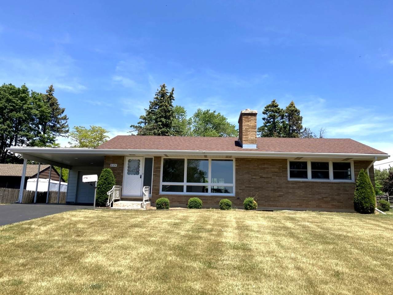 2124 Hawthorne Lane - Photo 1