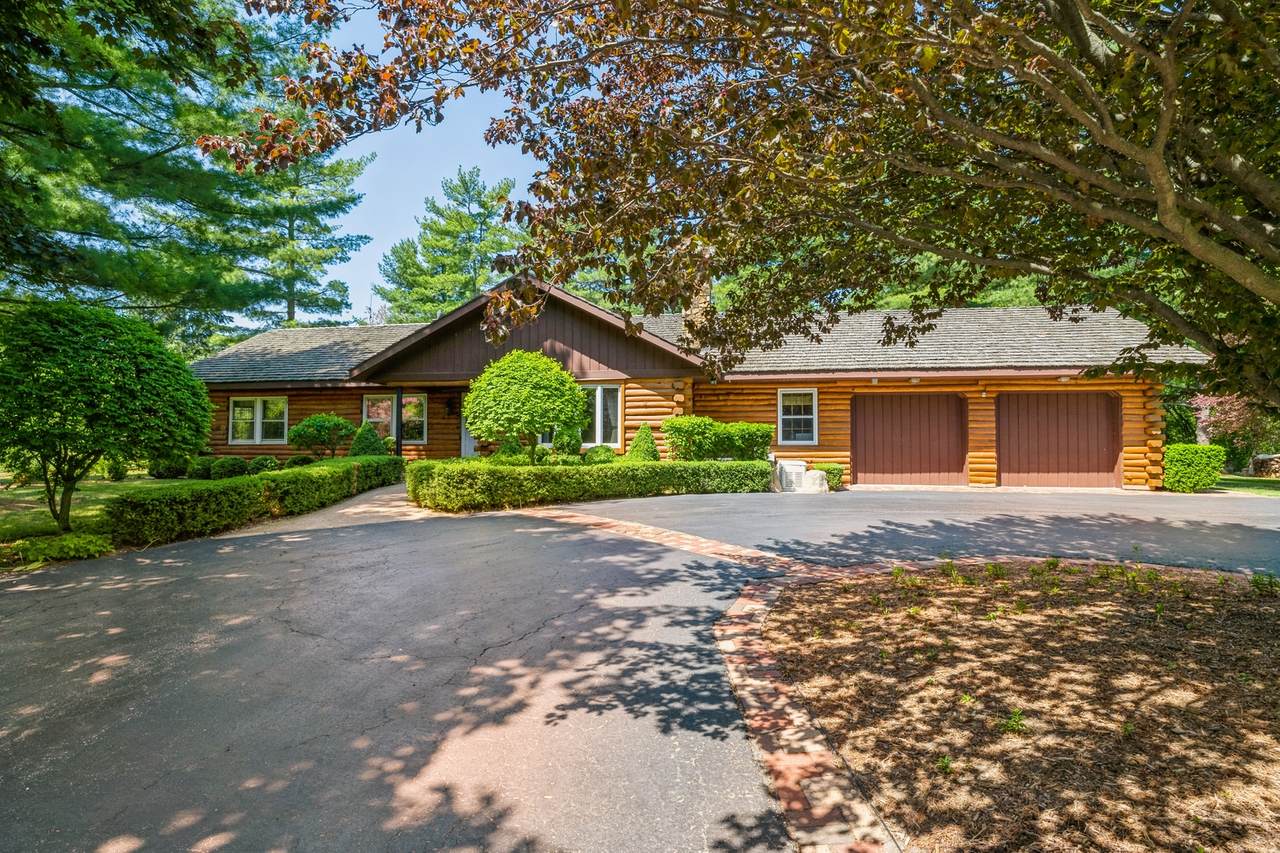 24725 Sunset Court - Photo 1