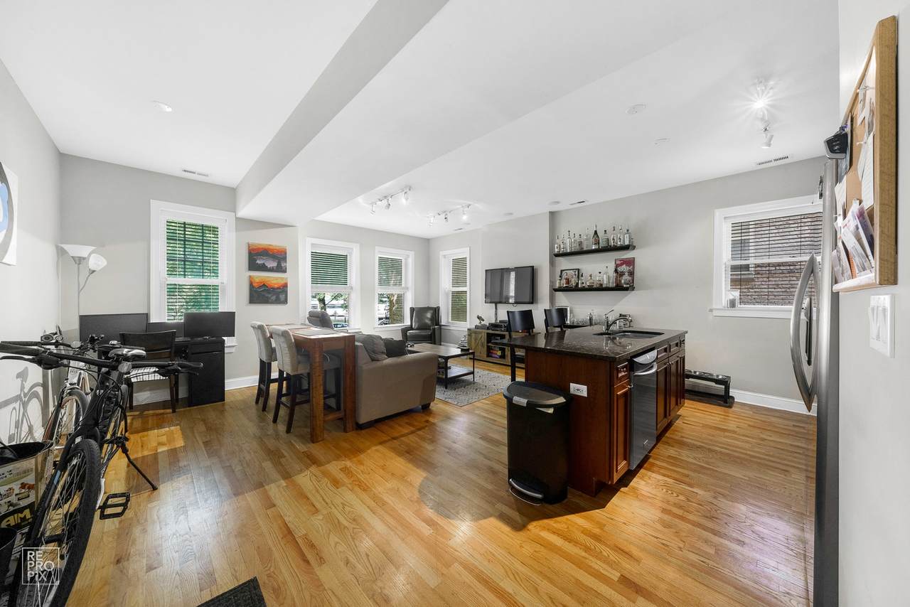 1525 Wicker Park Avenue - Photo 1