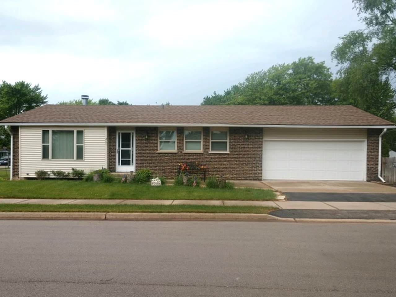 201 Jackson Street - Photo 1